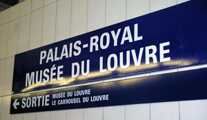 Paris, Station Métro Palais Royal - Musée du Louvre