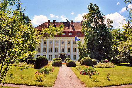 Salisburg mansion, 2005 (Mazsalacas Vidusskola)