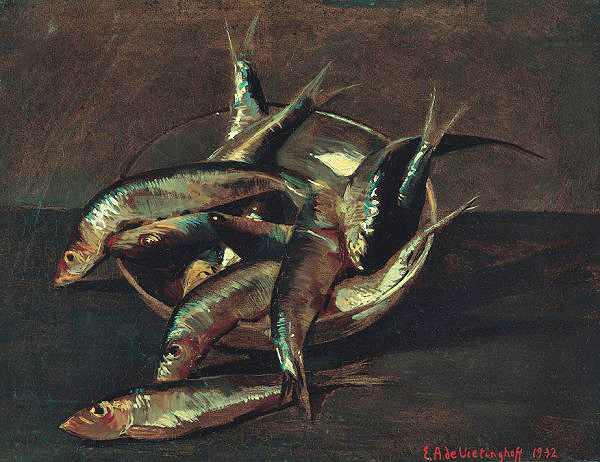Fishes (smelts) in a glas bowl