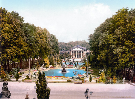 Wiesbaden, Kurpark und Badehaus