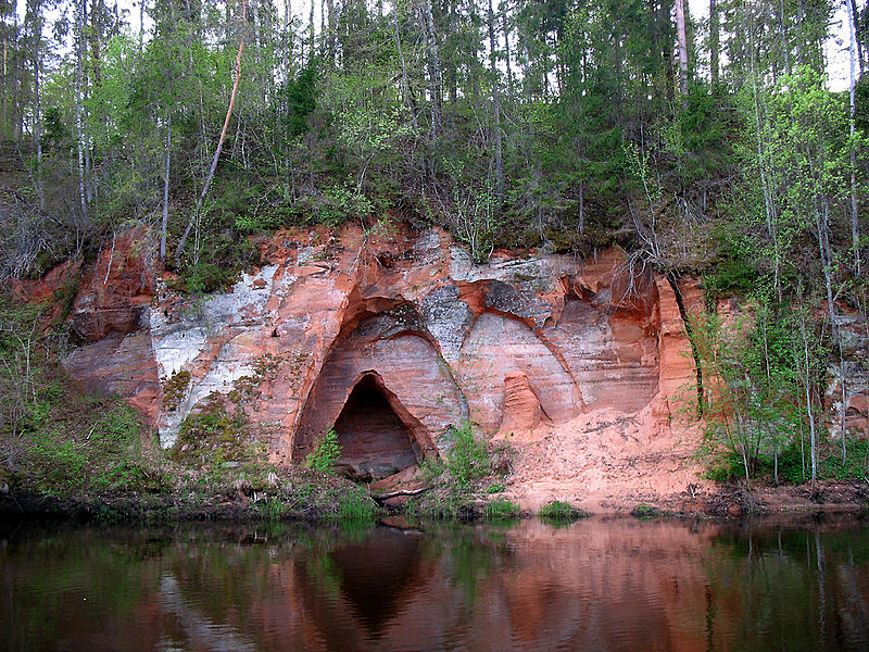 Salisburg - Mazsalaca, Engelshöhle im Park