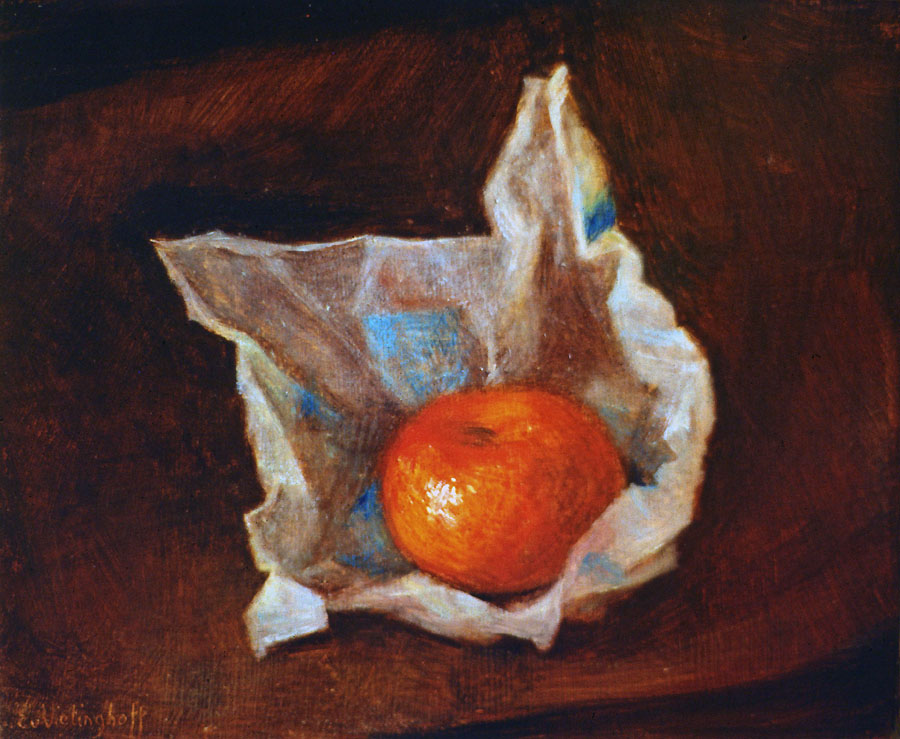Clementine im Seidenpapier
